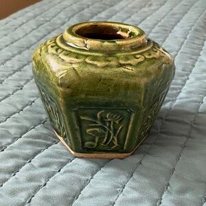 Antique Chinese green glazed pottery hexagonal ginger jar by Shiwan Pottery.